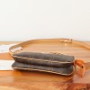 Louis Vuitton Neverfull Medium Leather Bag with Metal Chain Louis Vuitton Neverfull Medium Leather Bag with Metal Chain