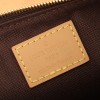 Louis Vuitton Neverfull Medium Leather Bag with Metal Chain Louis Vuitton Neverfull Medium Leather Bag with Metal Chain