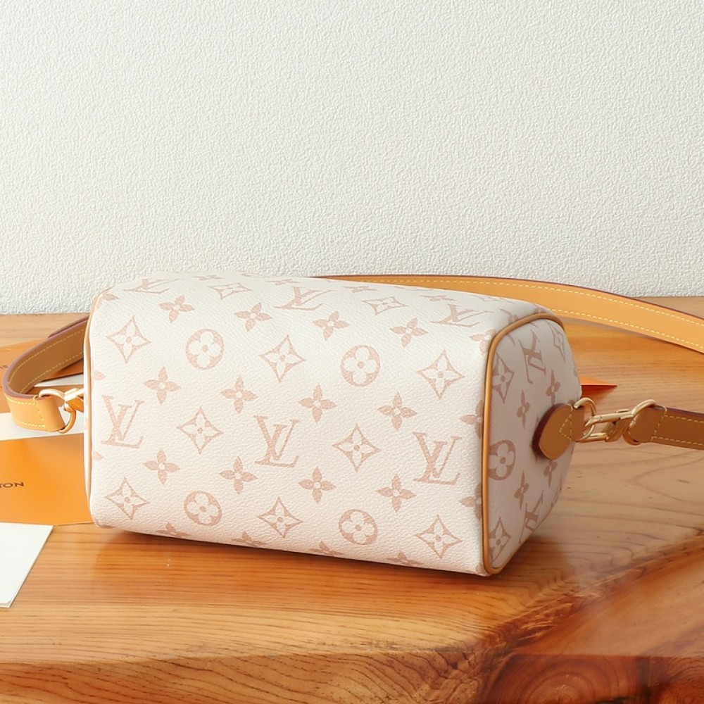 Louis Vuitton Speedy Classic Sail White Textured Leather Shoulder Bag Louis Vuitton Speedy Classic Sail White Textured Leather Shoulder Bag