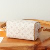 Louis Vuitton Speedy Classic Sail White Textured Leather Shoulder Bag Louis Vuitton Speedy Classic Sail White Textured Leather Shoulder Bag