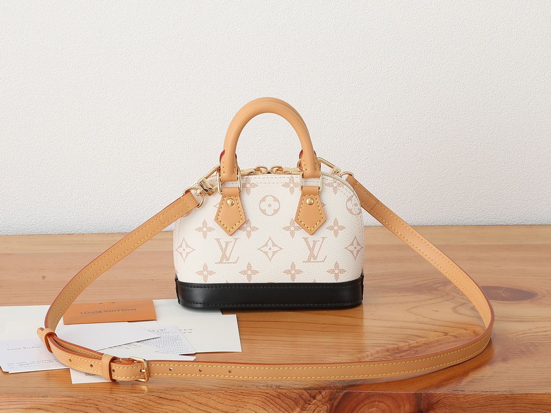 Louis Vuitton Alma BB Classic Sail White Textured Leather Shoulder Strap Tote Louis Vuitton Alma BB Classic Sail White Textured Leather Shoulder Strap Tote