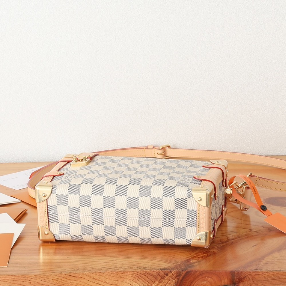 Louis Vuitton PETITE MALLE MALLETAGE classic gray and white contrast textured leather shoulder strap handbag Louis Vuitton PETITE MALLE MALLETAGE classic gray and white contrast textured leather shoulder strap handbag