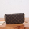 Louis Vuitton CAPUCINES classic canvas textured leather hardware chain handbag Louis Vuitton CAPUCINES classic canvas textured leather hardware chain handbag