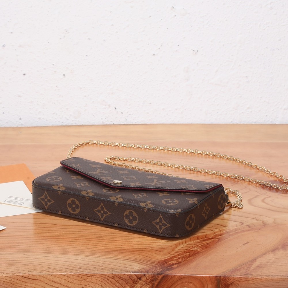 Louis Vuitton CAPUCINES classic canvas textured leather hardware chain handbag Louis Vuitton CAPUCINES classic canvas textured leather hardware chain handbag