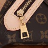 Louis Vuitton DISCOVERY Small Belt Bag in Textured Canvas and Leather Louis Vuitton DISCOVERY Small Belt Bag in Textured Canvas and Leather