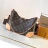 Louis Vuitton ONTHEGO classic small canvas pattern hardware chain shoulder strap handbag Louis Vuitton ONTHEGO classic small canvas pattern hardware chain shoulder strap handbag