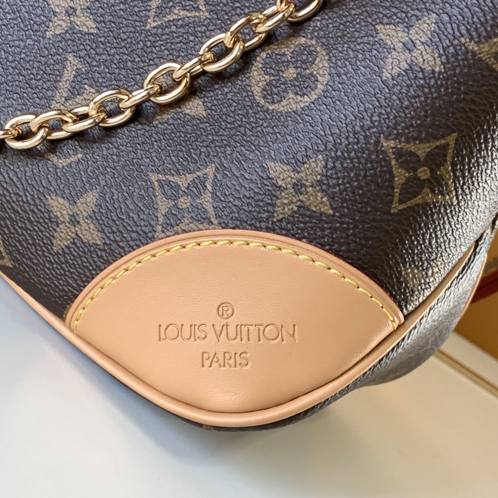 Louis Vuitton ONTHEGO classic small canvas pattern hardware chain shoulder strap handbag Louis Vuitton ONTHEGO classic small canvas pattern hardware chain shoulder strap handbag