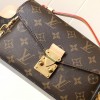 Louis Vuitton Petite Malle canvas pattern hardware chain shoulder strap handbag Louis Vuitton Petite Malle canvas pattern hardware chain shoulder strap handbag
