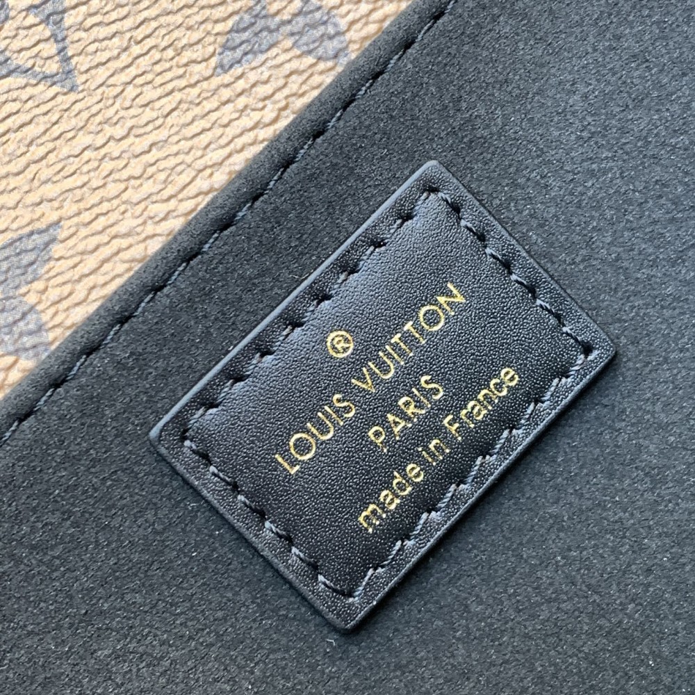 Louis Vuitton Petite Malle black and brown contrast canvas pattern hardware chain shoulder strap handbag Louis Vuitton Petite Malle black and brown contrast canvas pattern hardware chain shoulder strap handbag