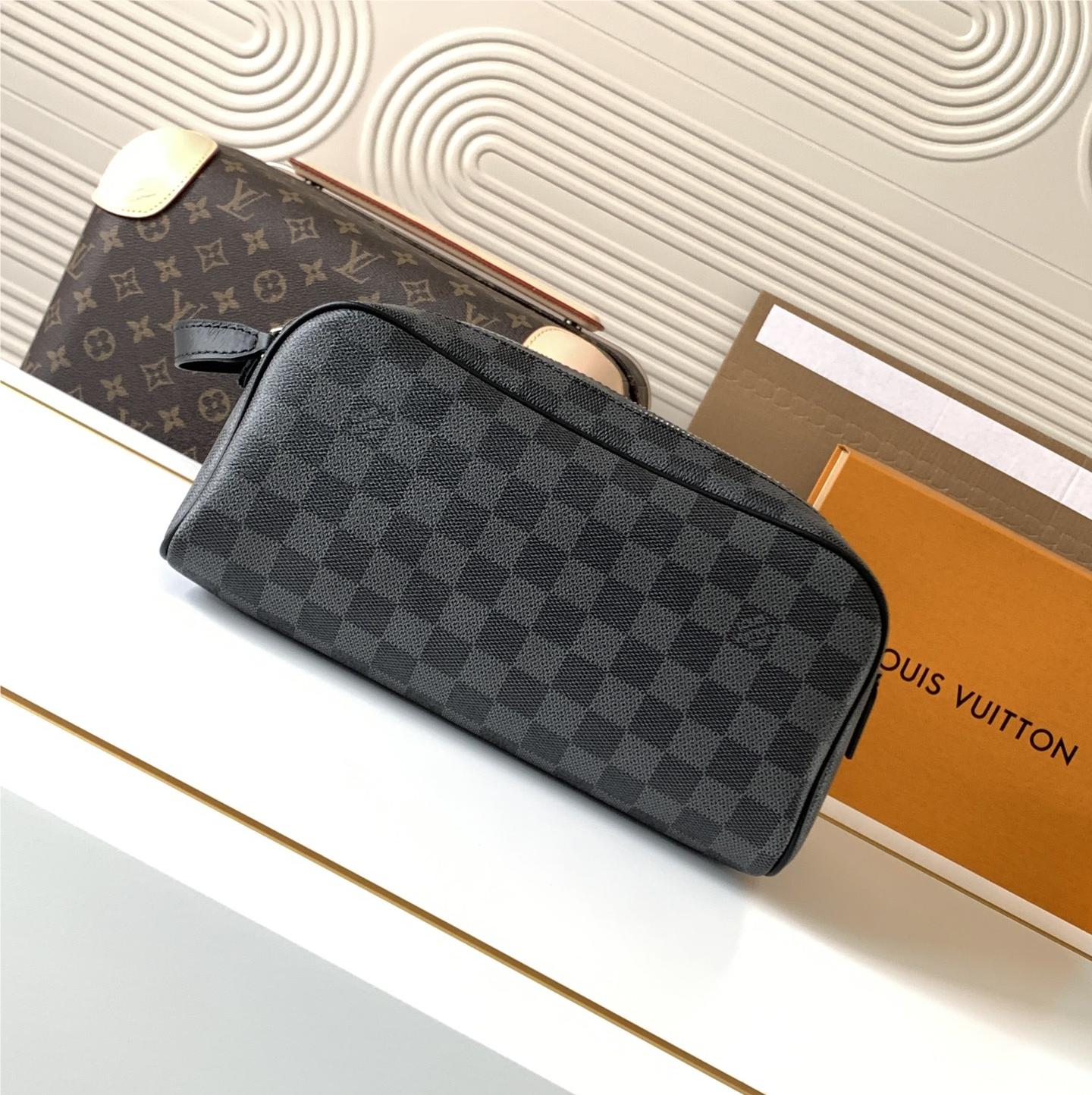 Louis Vuitton classic black leather square textured tote bag Louis Vuitton classic black leather square textured tote bag