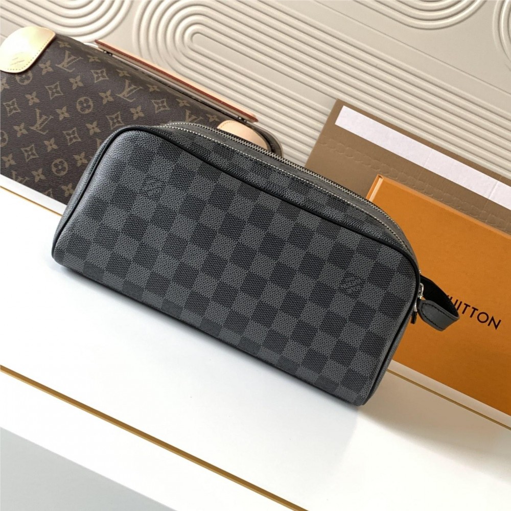 Louis Vuitton classic black leather square textured tote bag Louis Vuitton classic black leather square textured tote bag