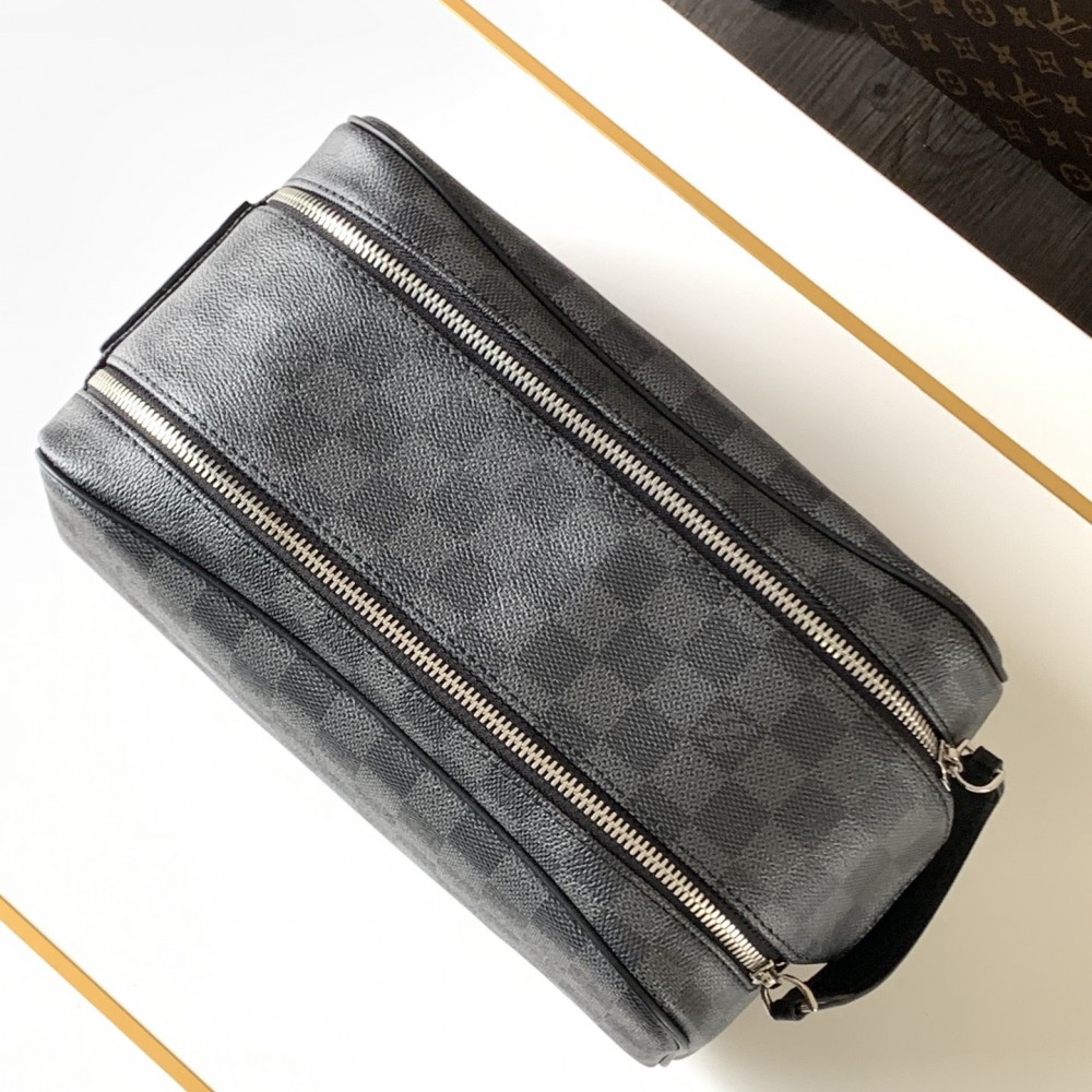 Louis Vuitton classic black leather square textured tote bag Louis Vuitton classic black leather square textured tote bag