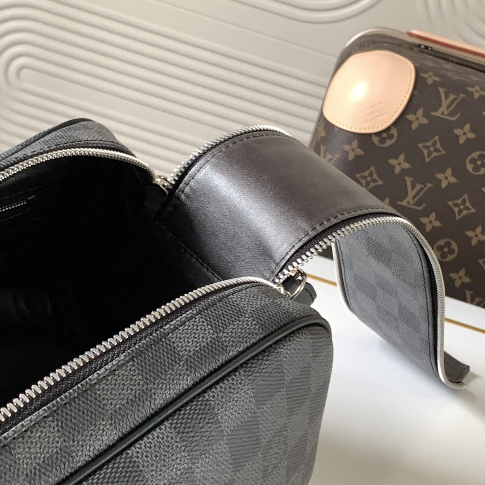 Louis Vuitton classic black leather square textured tote bag Louis Vuitton classic black leather square textured tote bag
