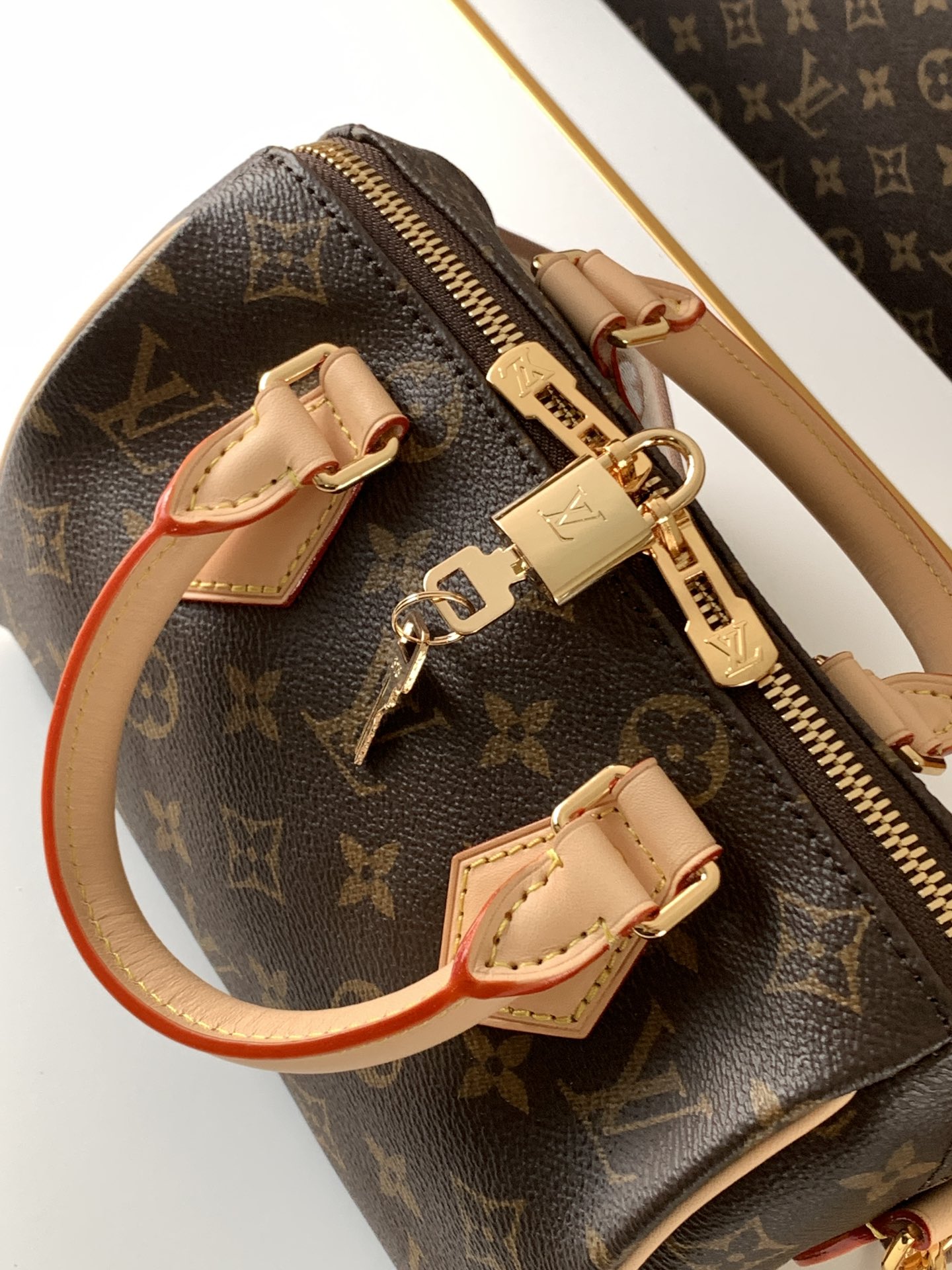 Louis Vuitton Nano Speedy Classic Brown Leather Canvas Textured Shoulder Strap Tote Louis Vuitton Nano Speedy Classic Brown Leather Canvas Textured Shoulder Strap Tote