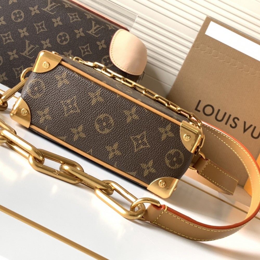 Louis Vuitton Side Trunk Gold Chain Tote Louis Vuitton Side Trunk Gold Chain Tote