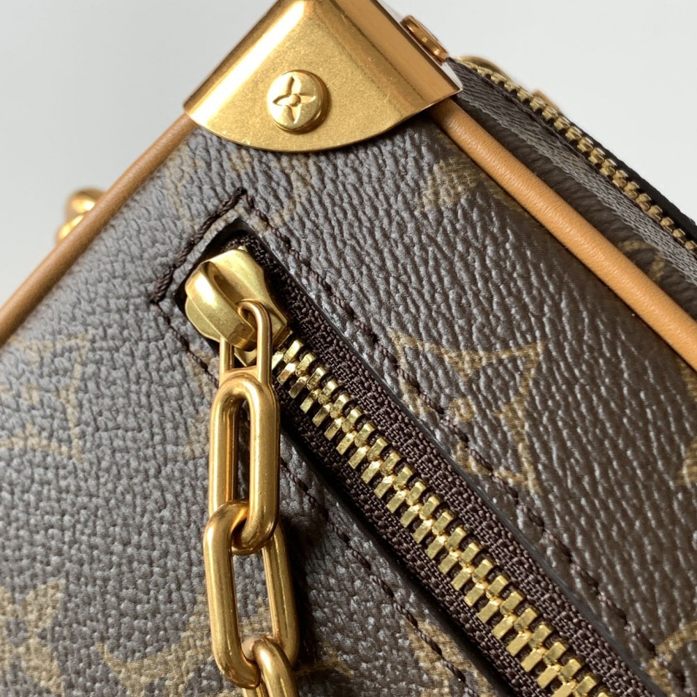 Louis Vuitton Side Trunk Gold Chain Tote Louis Vuitton Side Trunk Gold Chain Tote
