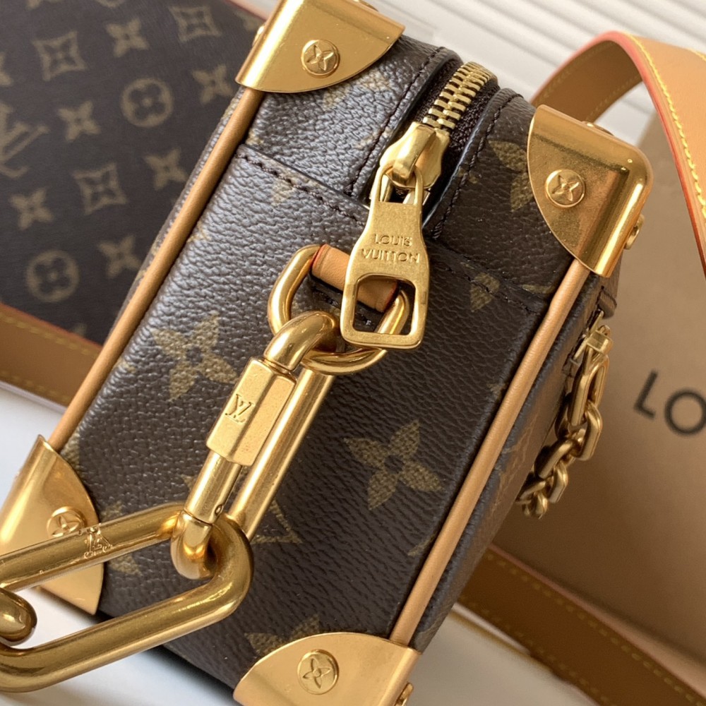 Louis Vuitton Side Trunk Gold Chain Tote Louis Vuitton Side Trunk Gold Chain Tote