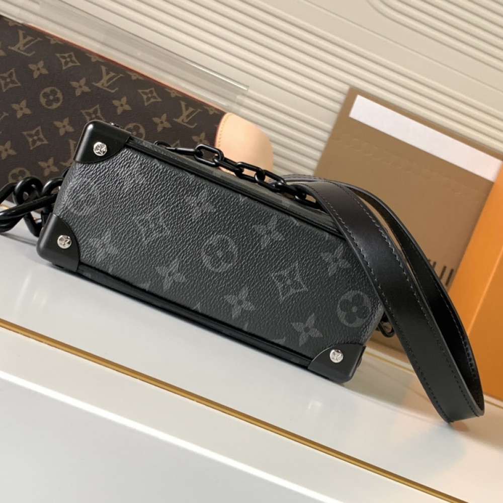Louis Vuitton Side Trunk Black Chain Tote Louis Vuitton Side Trunk Black Chain Tote