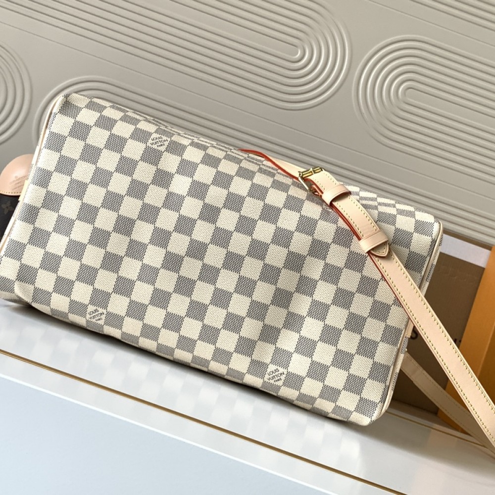 Louis Vuitton Speedy 30 Large Classic Black and White Square Bag Louis Vuitton Speedy 30 Large Classic Black and White Square Bag