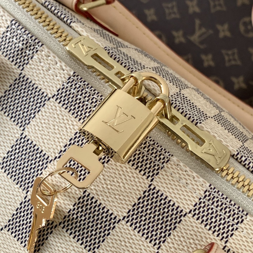 Louis Vuitton Speedy 30 Medium Fresh Blue and White Square Handbag Louis Vuitton Speedy 30 Medium Fresh Blue and White Square Handbag