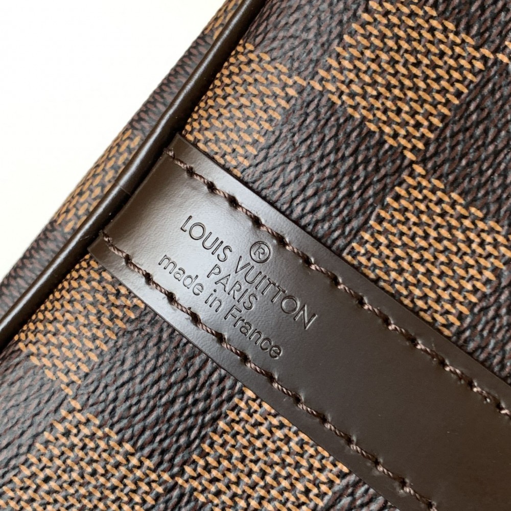 Louis Vuitton Speedy 30 Medium Classic Black and White Square Bag Louis Vuitton Speedy 30 Medium Classic Black and White Square Bag