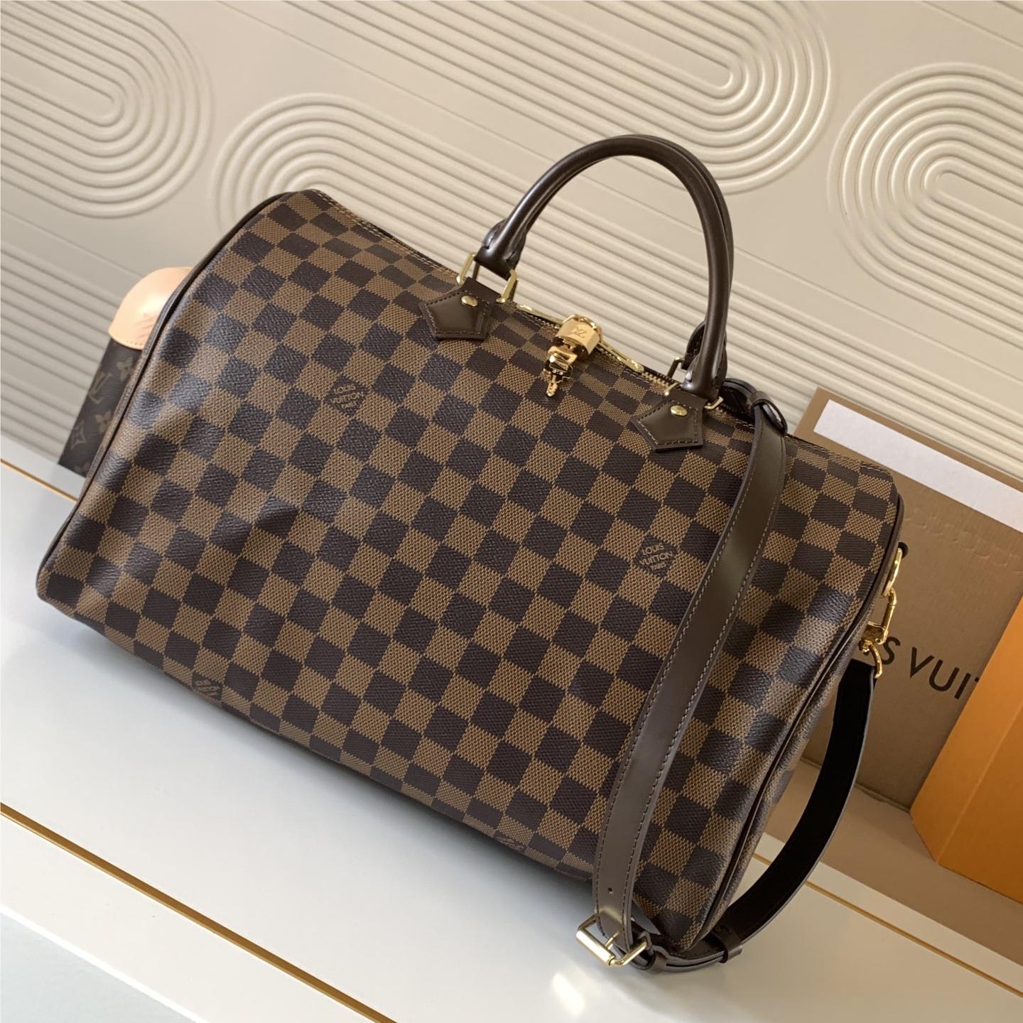 Louis Vuitton Speedy 30 Large Classic Black and White Square Bag Louis Vuitton Speedy 30 Large Classic Black and White Square Bag