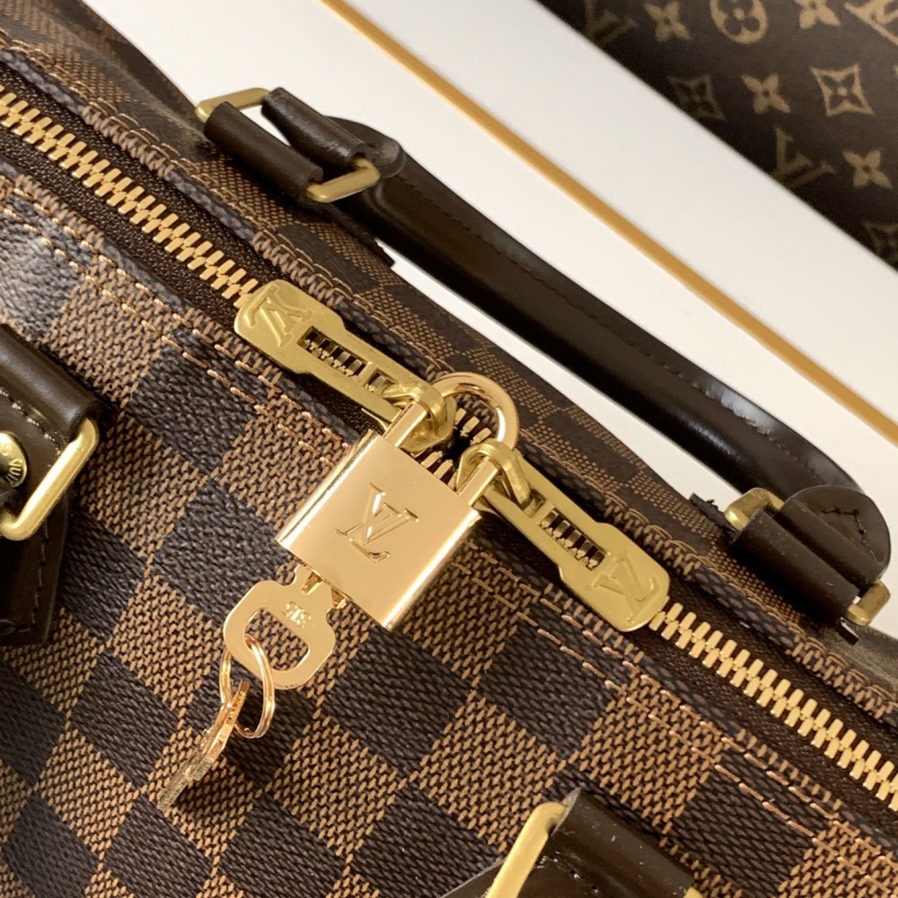 Louis Vuitton Speedy 30 Small Classic Black and White Square Bag Louis Vuitton Speedy 30 Small Classic Black and White Square Bag