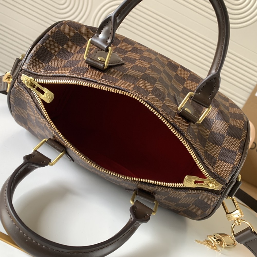 Louis Vuitton Speedy 30 Small Classic Black and White Square Bag Louis Vuitton Speedy 30 Small Classic Black and White Square Bag