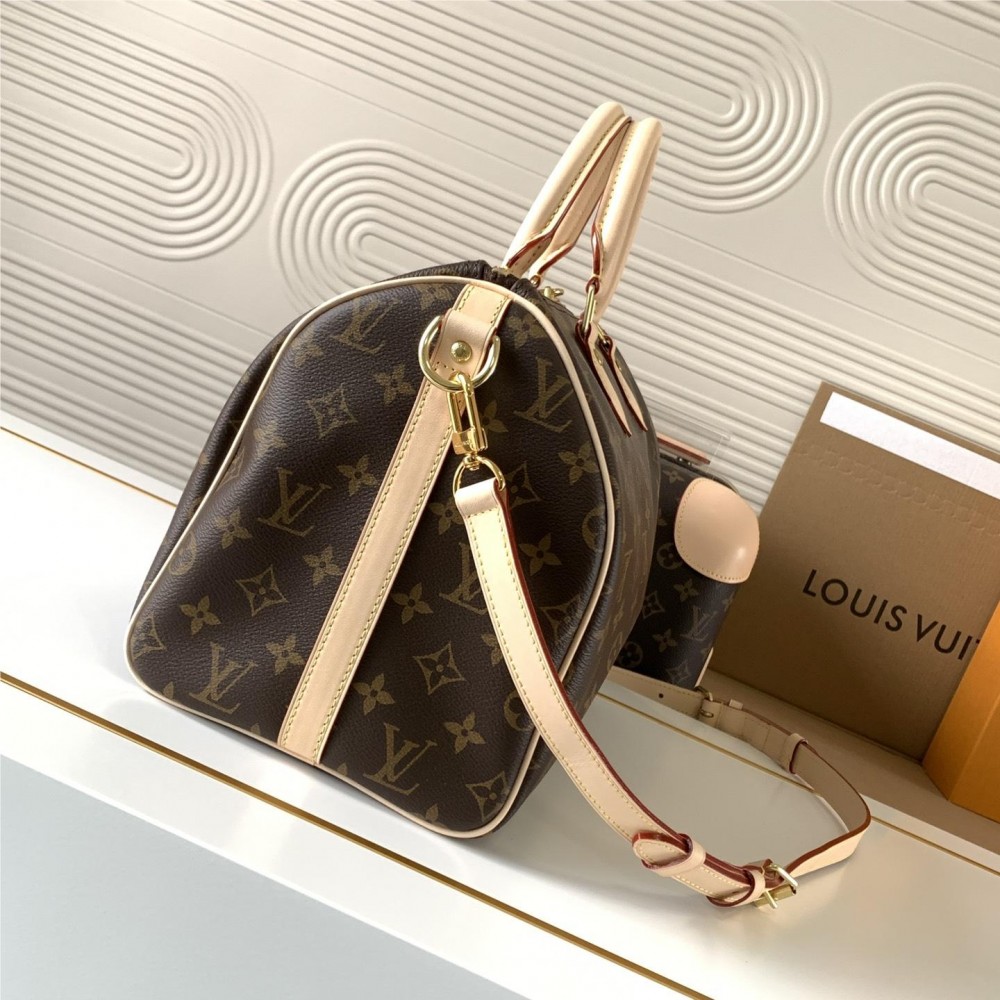 Louis Vuitton Speedy 30 Medium Bag in Textured Canvas Louis Vuitton Speedy 30 Medium Bag in Textured Canvas