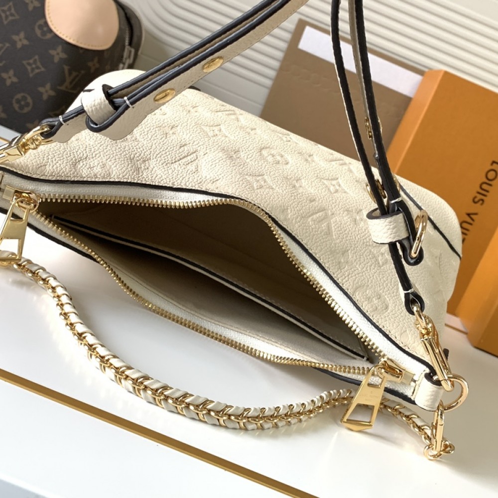 Louis Vuitton ONTHEGO Medium Classic White Canvas Textured Half Moon Bag Louis Vuitton ONTHEGO Medium Classic White Canvas Textured Half Moon Bag