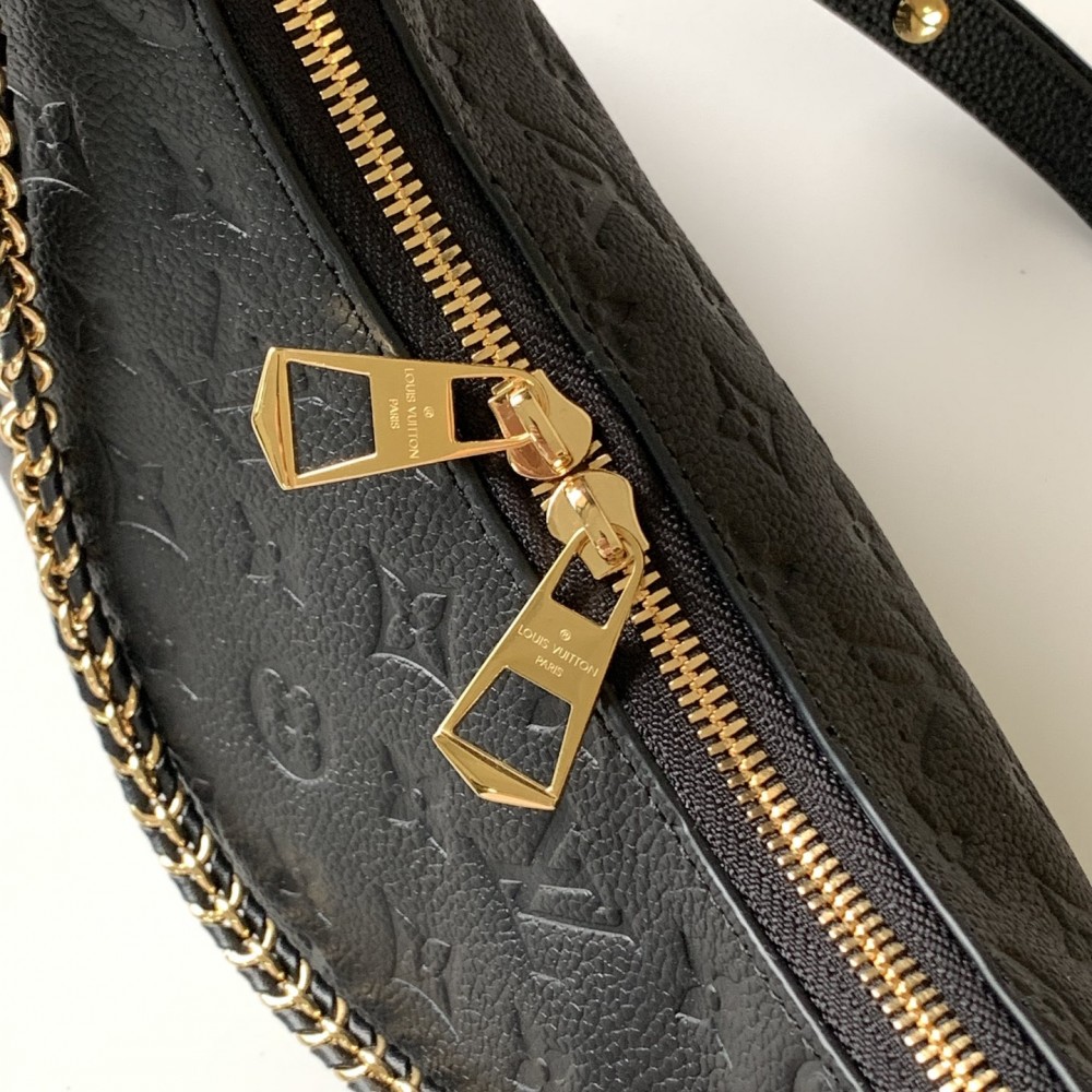 Louis Vuitton ONTHEGO Medium Classic Black Canvas Textured Half Moon Bag Louis Vuitton ONTHEGO Medium Classic Black Canvas Textured Half Moon Bag