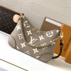 Louis Vuitton ONTHEGO series medium classic floral canvas textured half moon bag Louis Vuitton ONTHEGO series medium classic floral canvas textured half moon bag