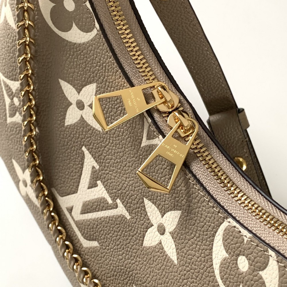 Louis Vuitton ONTHEGO series medium classic floral canvas textured half moon bag Louis Vuitton ONTHEGO series medium classic floral canvas textured half moon bag