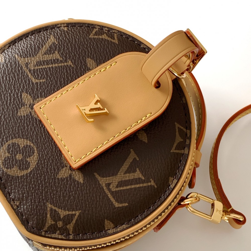 Louis Vuitton Classic Canvas Textured Round Shoulder Bag Louis Vuitton Classic Canvas Textured Round Shoulder Bag