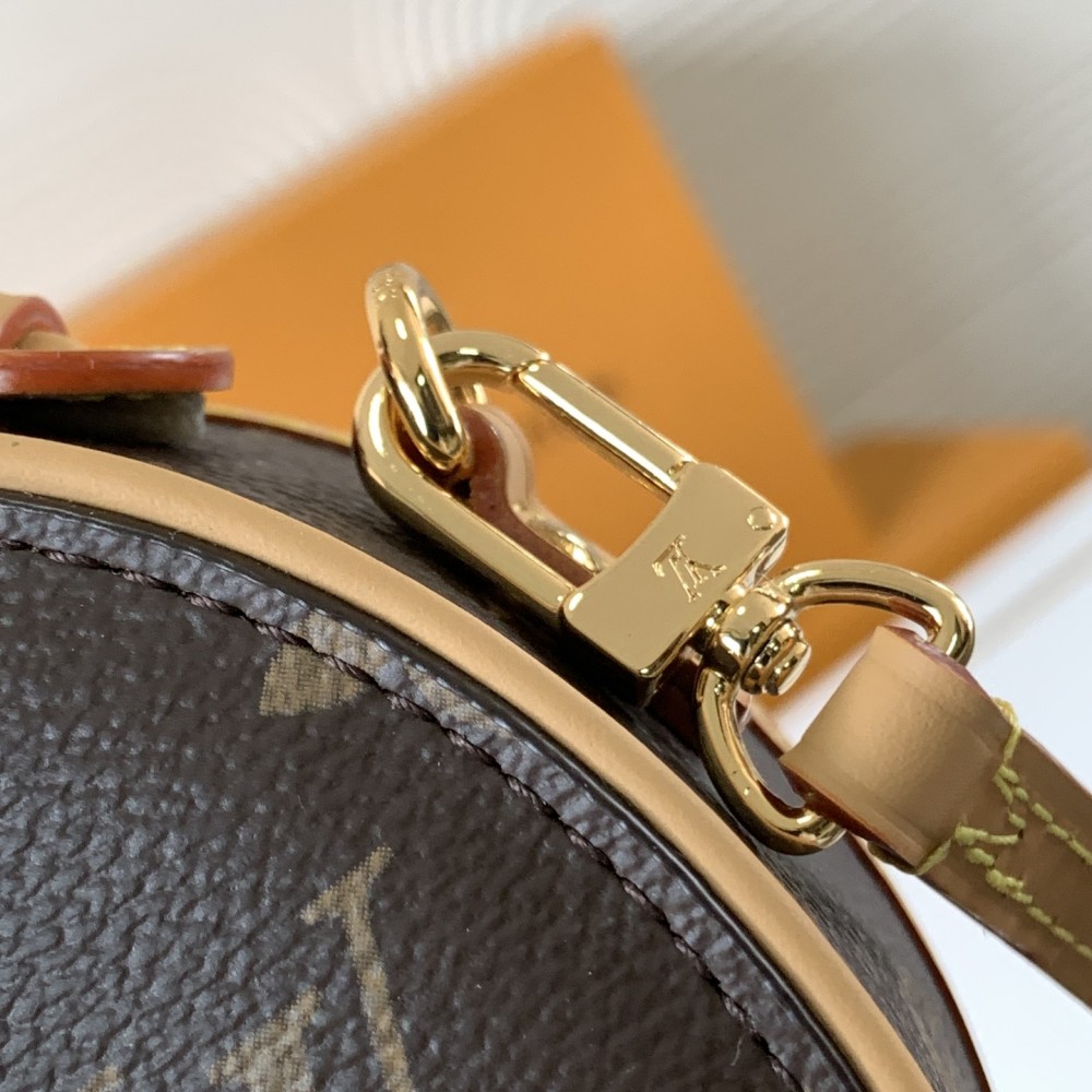 Louis Vuitton Classic Canvas Textured Round Shoulder Bag Louis Vuitton Classic Canvas Textured Round Shoulder Bag