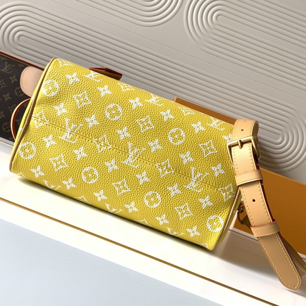Louis Vuitton SPEEDY yellow canvas textured tote bag Louis Vuitton SPEEDY yellow canvas textured tote bag