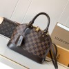 Louis Vuitton SPEEDY series primary color checkerboard texture handbag Louis Vuitton SPEEDY series primary color checkerboard texture handbag