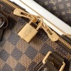 Louis Vuitton SPEEDY series primary color checkerboard texture handbag Louis Vuitton SPEEDY series primary color checkerboard texture handbag