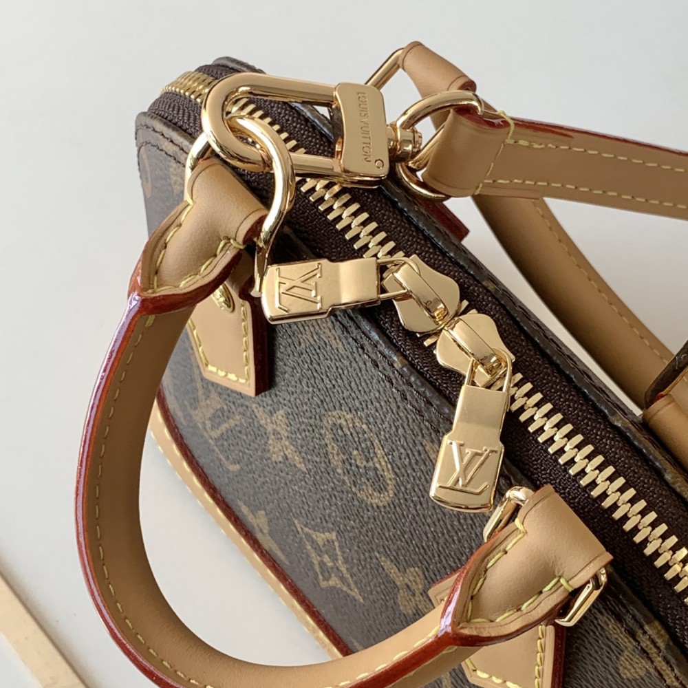 Louis Vuitton SPEEDY Original Canvas Textured Tote Louis Vuitton SPEEDY Original Canvas Textured Tote