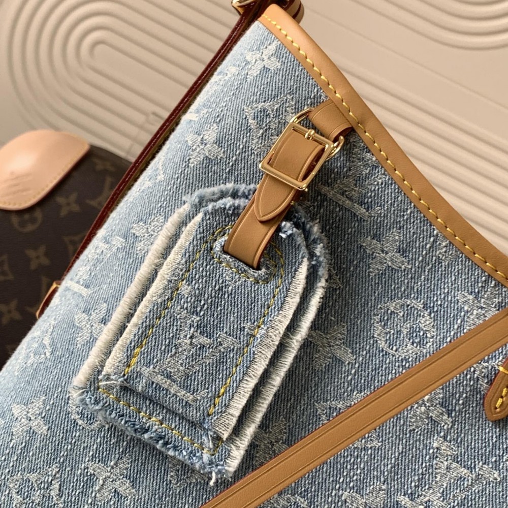 Louis Vuitton OnTheGo blue denim canvas bag Louis Vuitton OnTheGo blue denim canvas bag