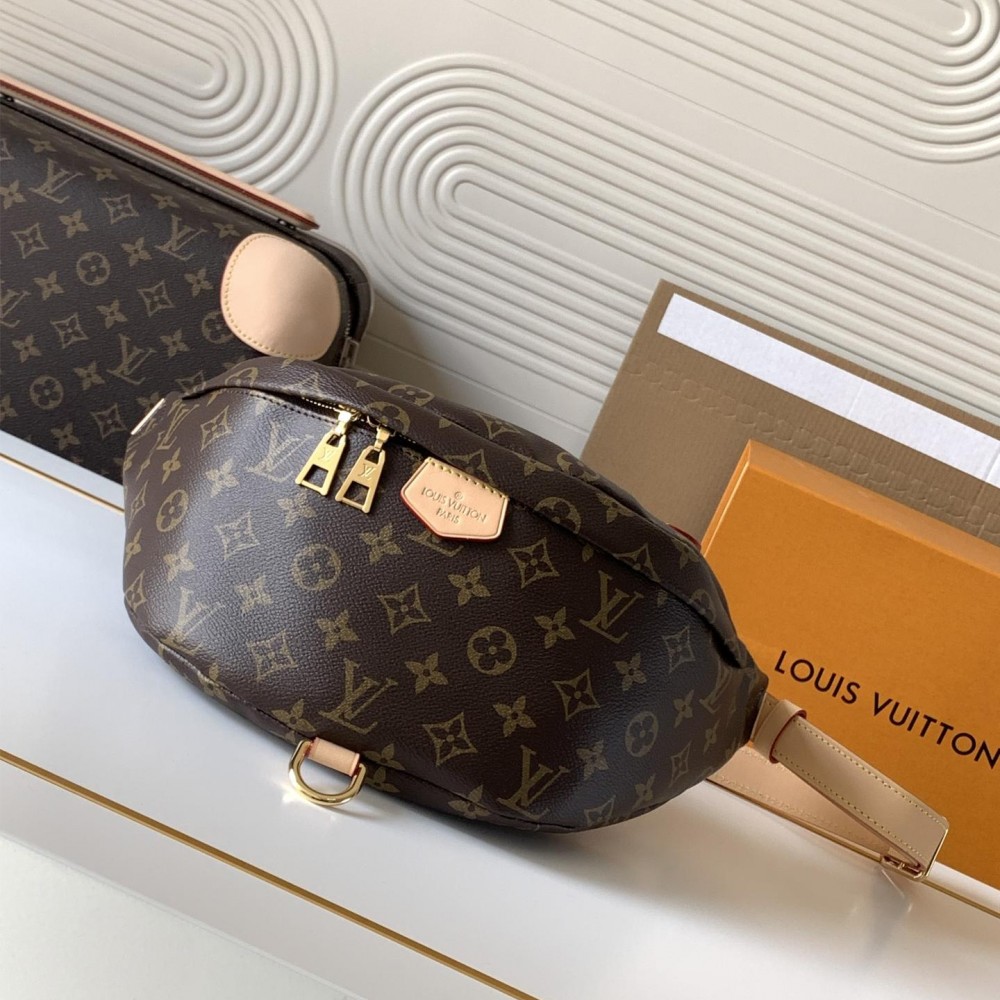 Louis Vuitton DISCOVERY Small Fanny Pack Louis Vuitton DISCOVERY Small Fanny Pack