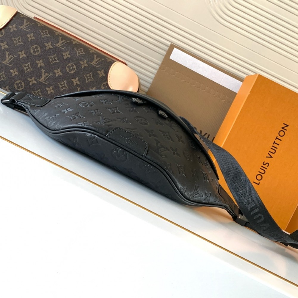 Louis Vuitton MINI BUMBAG Classic Medium Black Canvas Textured Handbag Louis Vuitton MINI BUMBAG Classic Medium Black Canvas Textured Handbag