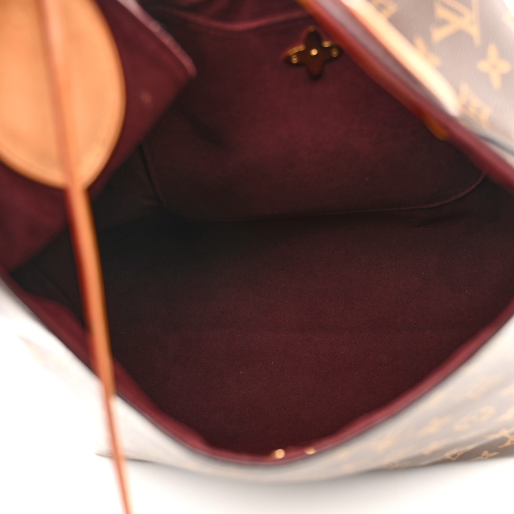 LOUIS VUITTON Monogram Flower Hobo Beige  LOUIS VUITTON Monogram Flower Hobo Beige