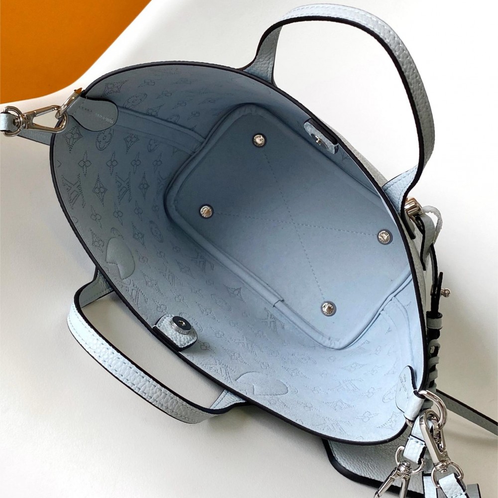 LOUIS VUITTON Hina PM Mahina Leather Tote Shoulder Bag Lilas  LOUIS VUITTON Hina PM Mahina Leather Tote Shoulder Bag Lilas