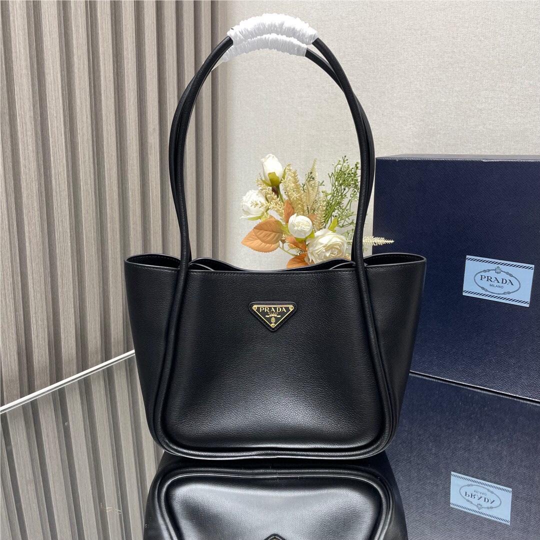 Prada Calfskin High Quality Hardware Shoulder Bag