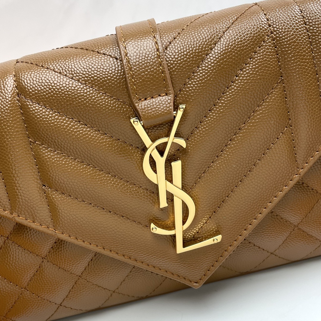Saint Laurent Classic Chain Stripe Woodland Brown Leather Shoulder Bag Saint Laurent Classic Chain Stripe Woodland Brown Leather Shoulder Bag