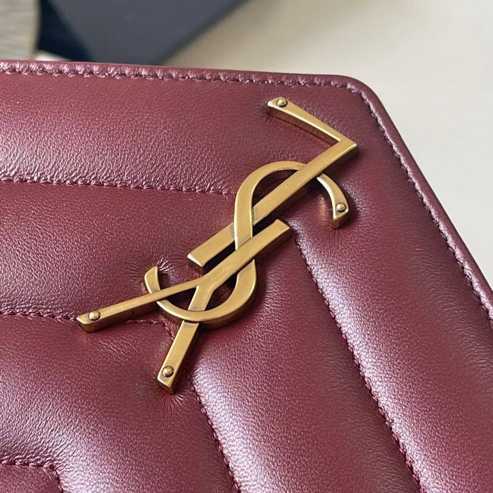 Saint Laurent NIKI series crimson quilted leather exquisite hardware chain bag Saint Laurent NIKI series crimson quilted leather exquisite hardware chain bag