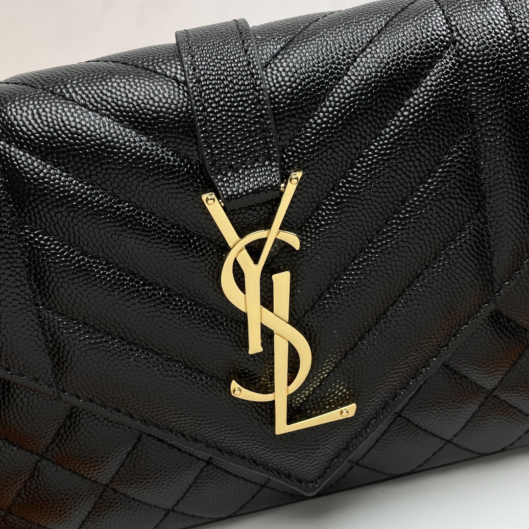 Saint Laurent classic gold hardware leather chain black textured leather shoulder bag Saint Laurent classic gold hardware leather chain black textured leather shoulder bag
