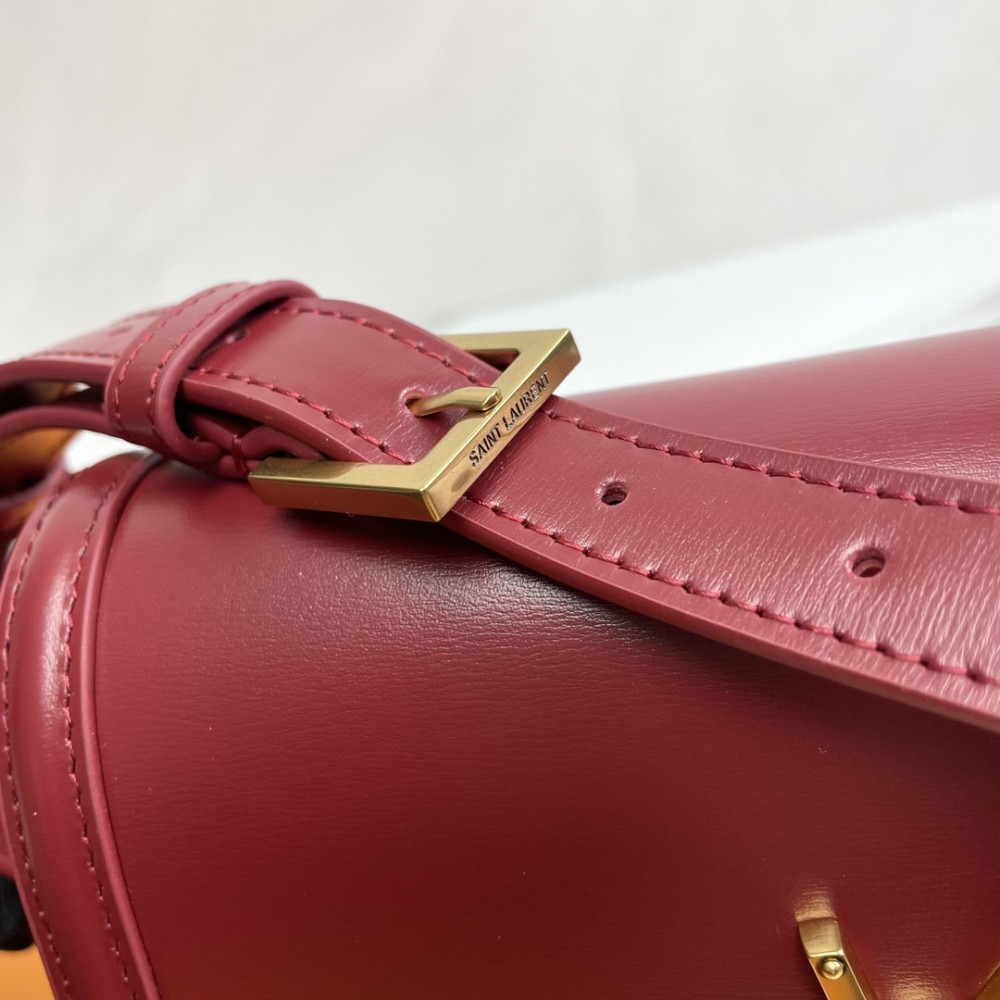 Saint Laurent Burgundy Crimson Manhattan SUNSET Flap Shoulder Bag Saint Laurent Burgundy Crimson Manhattan SUNSET Flap Shoulder Bag