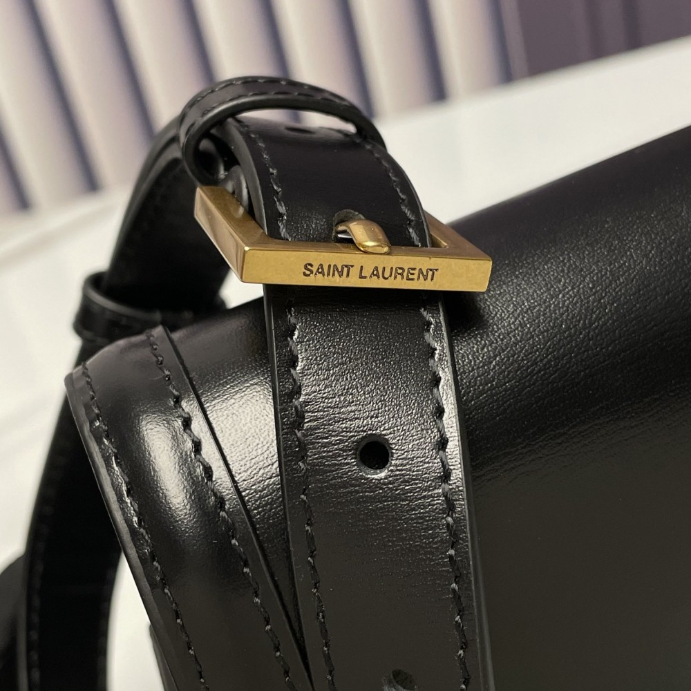 Saint Laurent Burgundy Jade Starry Black Manhattan SUNSET Flap Shoulder Bag Saint Laurent Burgundy Jade Starry Black Manhattan SUNSET Flap Shoulder Bag